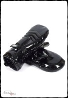 Aleut lakk pufi kesztyű