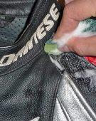 Bőrruhák tisztítása